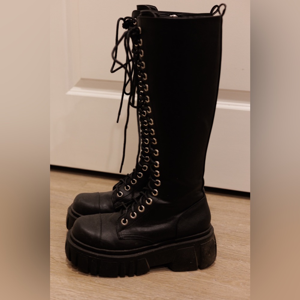 COPY - Dolls Kill - Causing Chaos Knee High boots, size 9, black